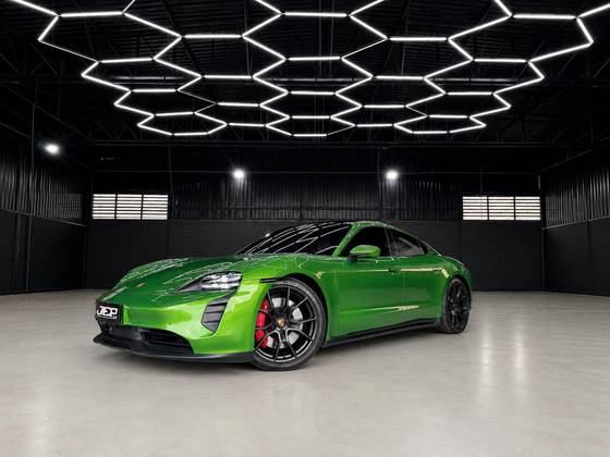 PORSCHE TAYCAN GTS ELÉTRICO